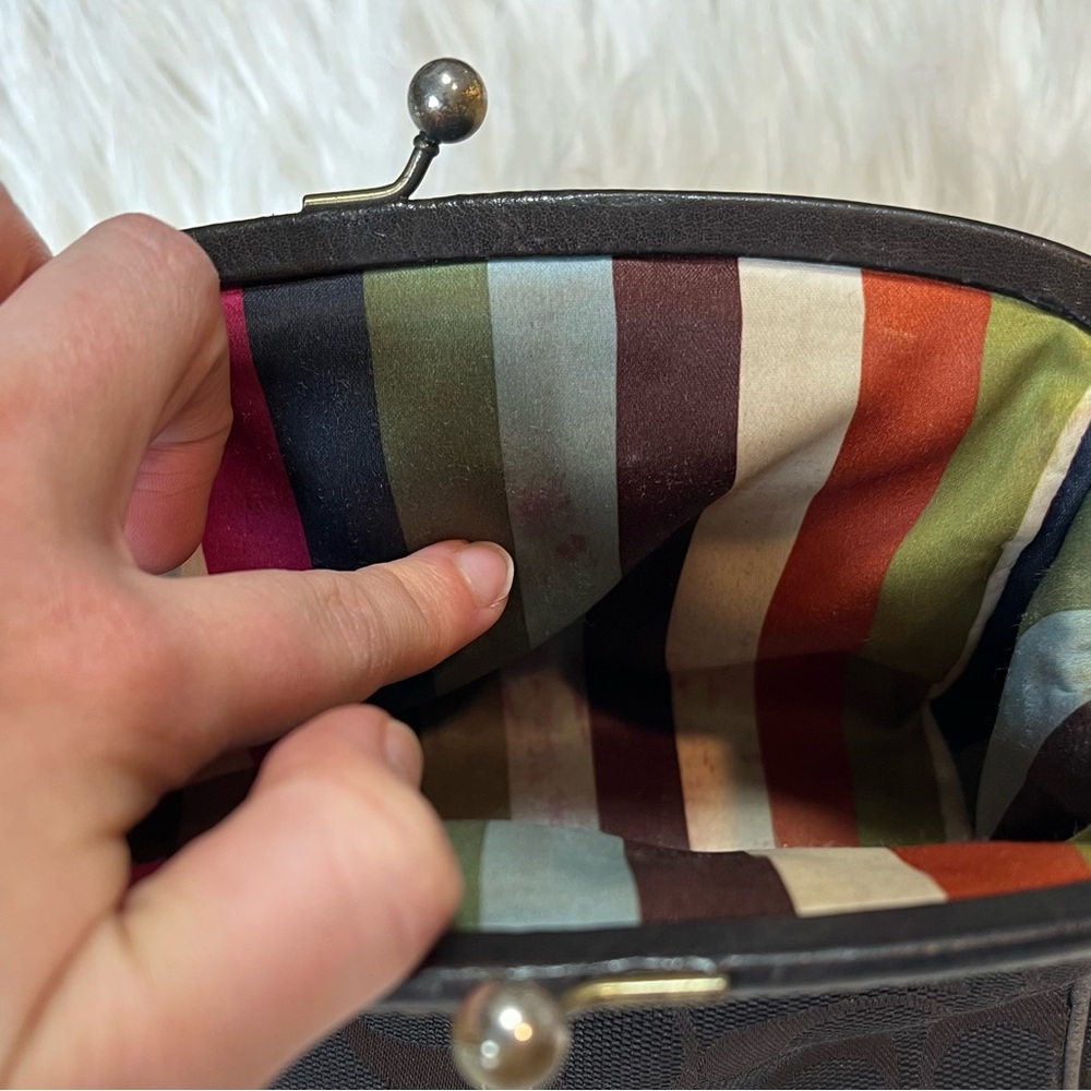 Vintage Coach Legacy Stripe Framed Beauty Pouch Chocolate Brown Kiss‑Lock 🤎🌈 - Picture 11 of 14